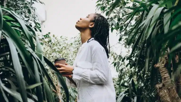 12 Natural Things We Can Do Today To Balance Our Hormones